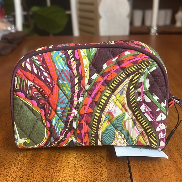 NWT Vera Bradley Small Zip plastic lined Cosmetic bag - Picture 3 of 5